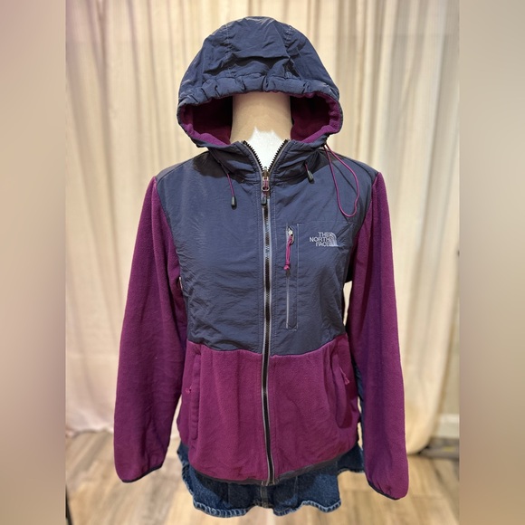 The North Face Jackets & Blazers - The North Face Women’s Denali Jacket XL rare color